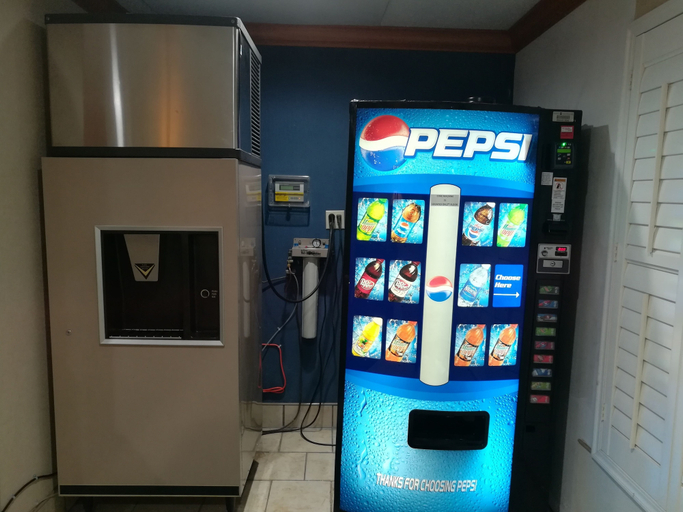 Food & Drinks 5, Baymont by Wyndham Washington, Daviess