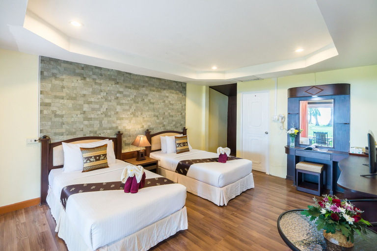 Bedroom 3, Kaw Kwang Beach Resort (SHA Extra Plus), Ko Lanta