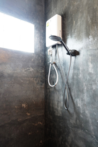 Bathroom 3, Riad Resort, Aranyaprathet