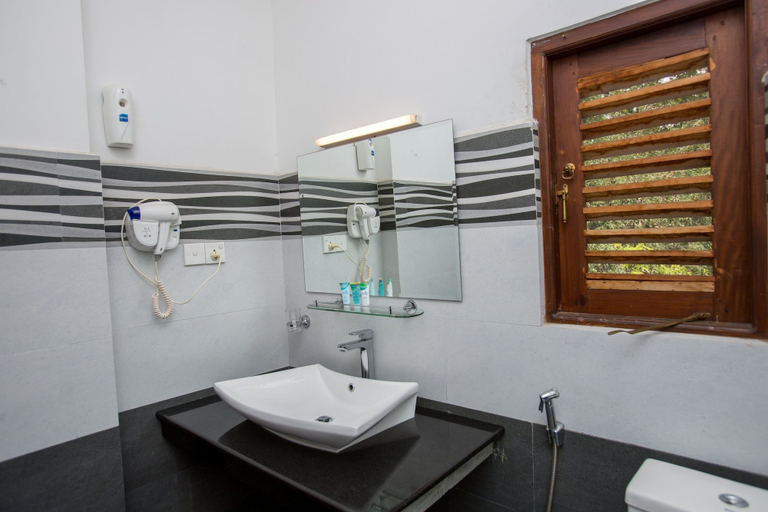 Bathroom 2, Kandy City Stay, K.F.G. & G. Korale