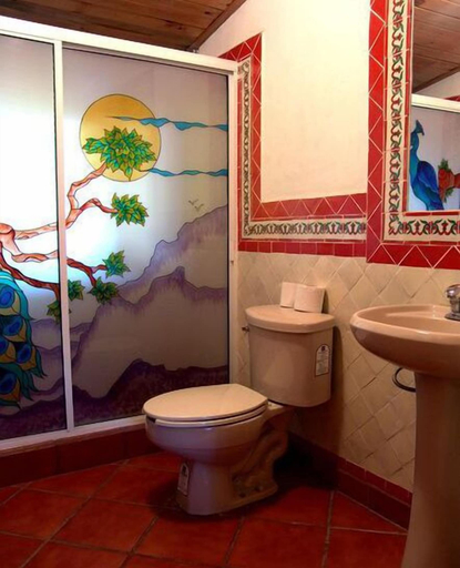 Bathroom 3, Plaza Mexicana Margarita's Hotel, Bocoyna