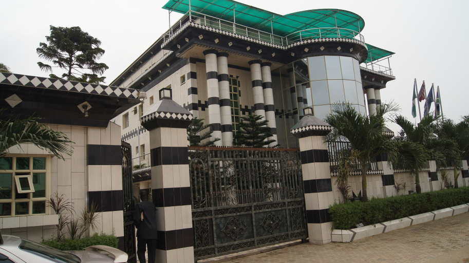 Exterior & Views 4, Royalview Hotel And Suites, Mushin