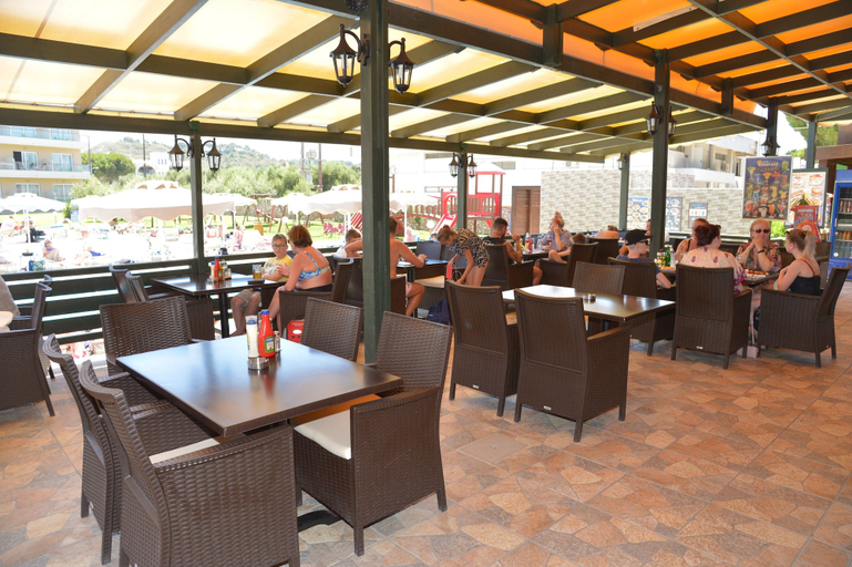 Food & Drinks 4, Emerald, South Aegean