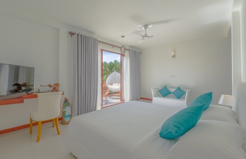 Bedroom 3, White Sand Dhigurah