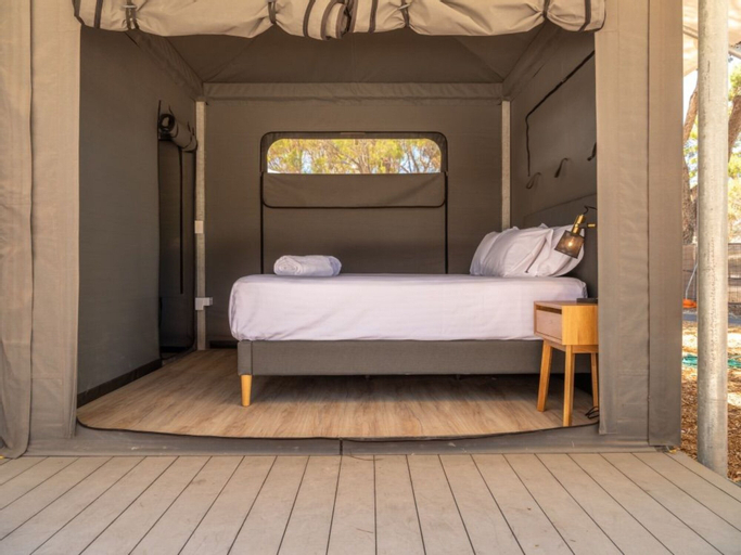Bedroom 4, Discovery Resorts - Rottnest Island, Cockburn