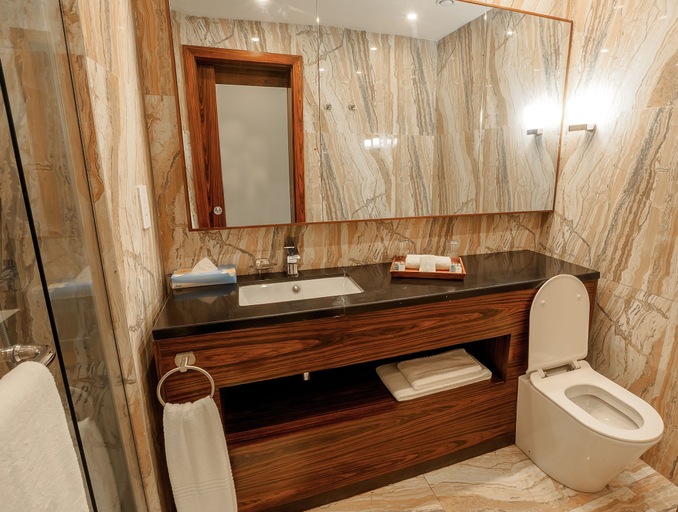 Bathroom 5, Element by Marriott Dar es Salaam, Kinondoni