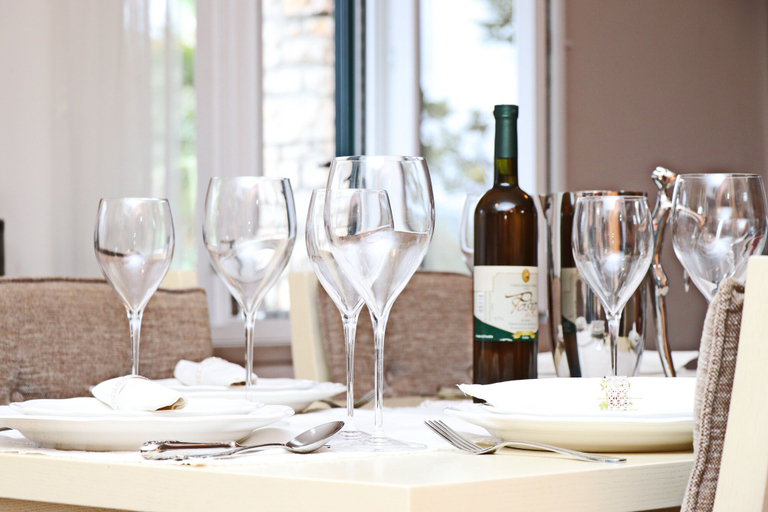 Food & Drinks 4, Stone House San Pelegrin, Vela Luka