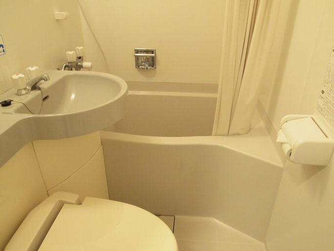 Bedroom 5, Hotel Green Mark, Sendai