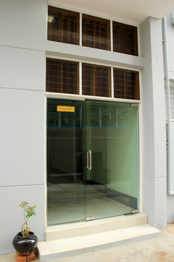 Exterior & Views 2, Hotel Royal Rose, Mandalay