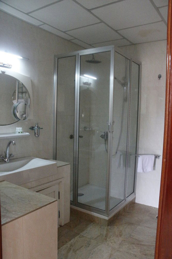 Bathroom 5, Don Bosco Hotel School, Sihanoukville