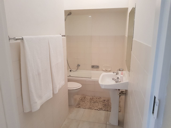 Bathroom 4, Silver lining beach apartment, City of Cape Town