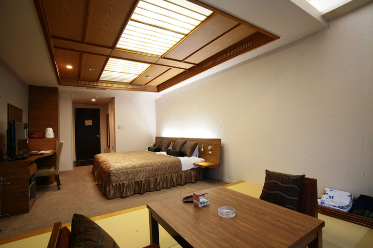 Bedroom 4, Toya Sun Palace Resort & Spa, Tōyako