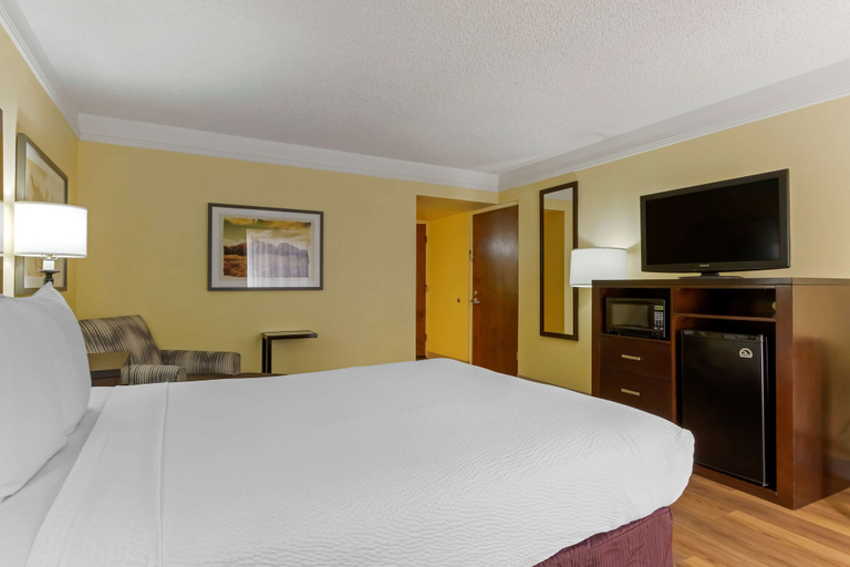 Bedroom 3, Best Western Phoenix Goodyear Inn, Maricopa