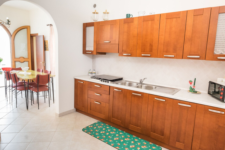 Others 5, Casa Nonna Rosa, Ragusa