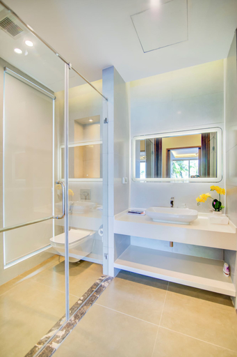 Bathroom 5, The Five Stars Villa, Da Nang