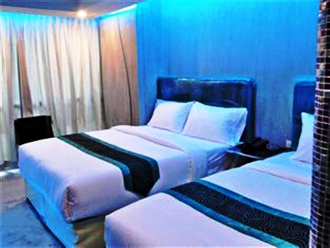 Bedroom 30