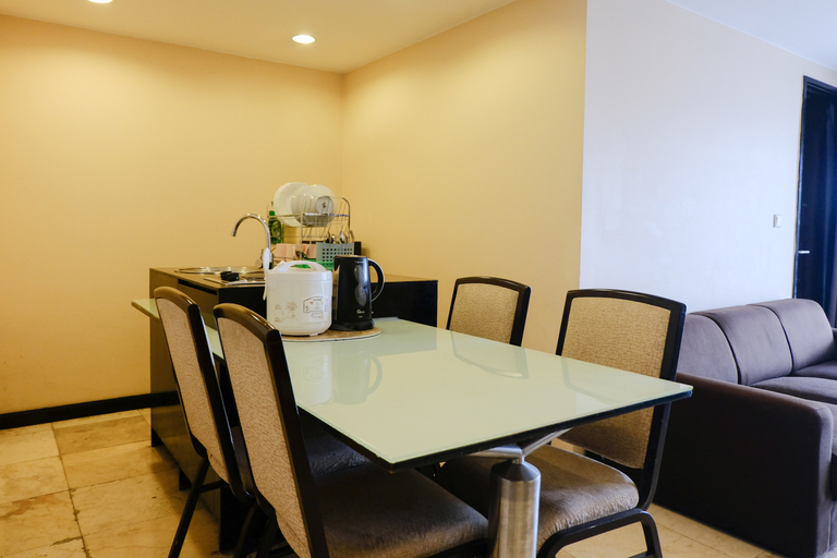 Business Facilities 3, Homey 2BR at Braga City Walk Apartment By Travelio, Bandung