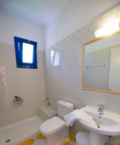 Bathroom 4, Akroyiali Resort, Ionian Islands