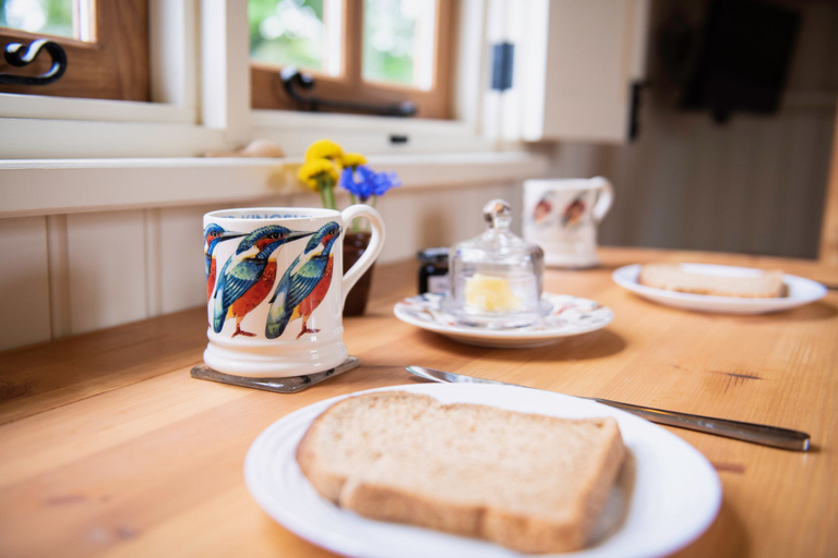 Food & Drinks 4, Morndyke Shepherds' Huts, North Yorkshire