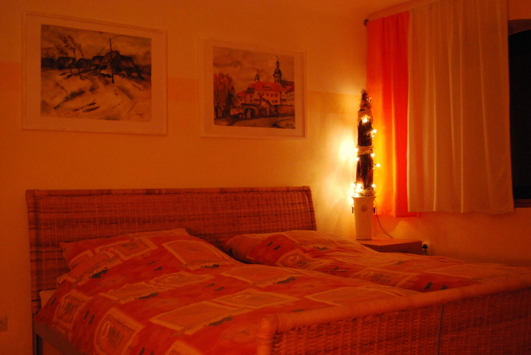 Bedroom 3, Grüne Idylle im Dresdener Süden, Sächsische Schweiz-Osterzgebirge