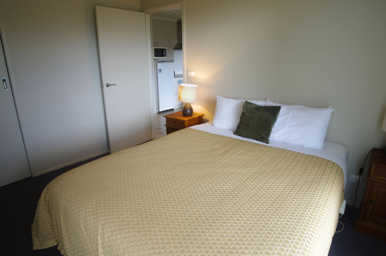 Bedroom 2, Bruny Island Escapes and Hotel Bruny, Kingborough