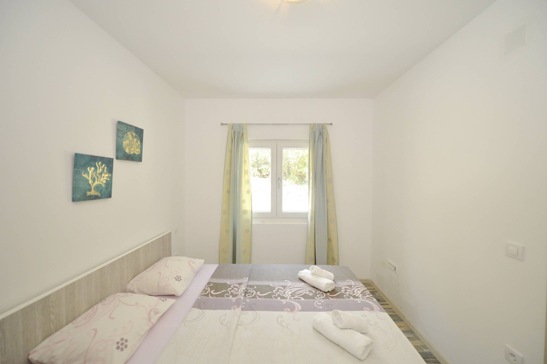 Bedroom 4, J&P Apartments Orahovac