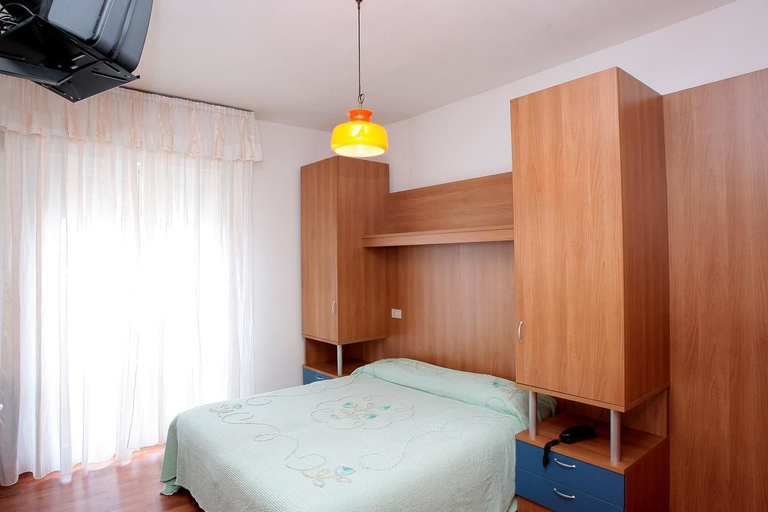 Bedroom 4, Hotel Galles, Venezia