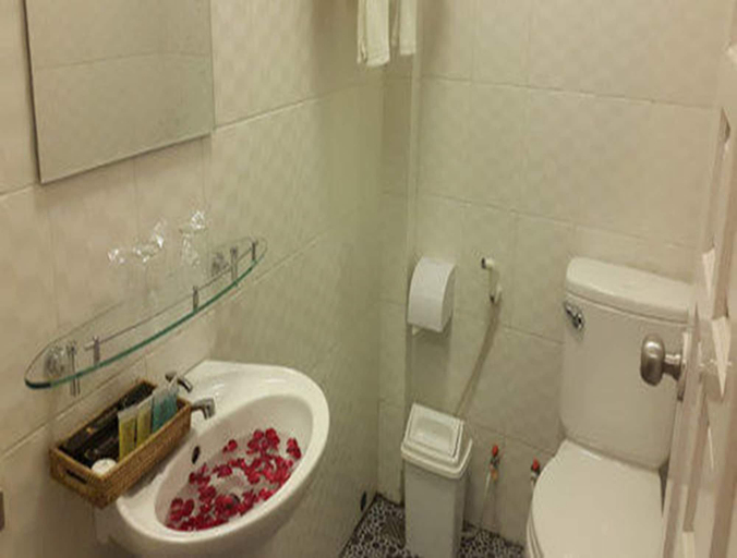 Bathroom 5, Hotel Mega Star, Mandalay