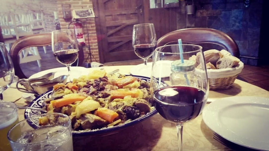 Food & Drinks 5, Posada La Gatera, Ávila