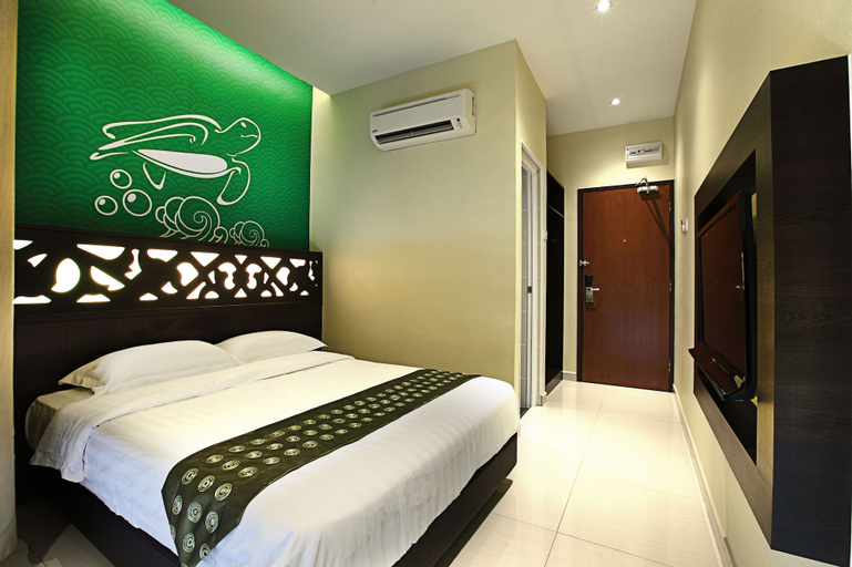 Bedroom 23