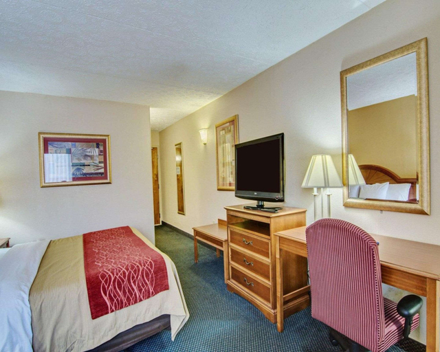 Bedroom 3, Quality Inn near Martinsville Speedway, Henry