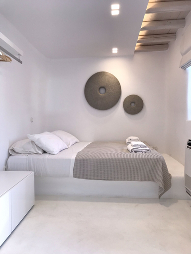 Bedroom 3, Villa Ammonite, South Aegean