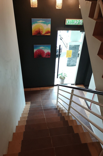 Others 5, Hotel Kensington, Sandakan