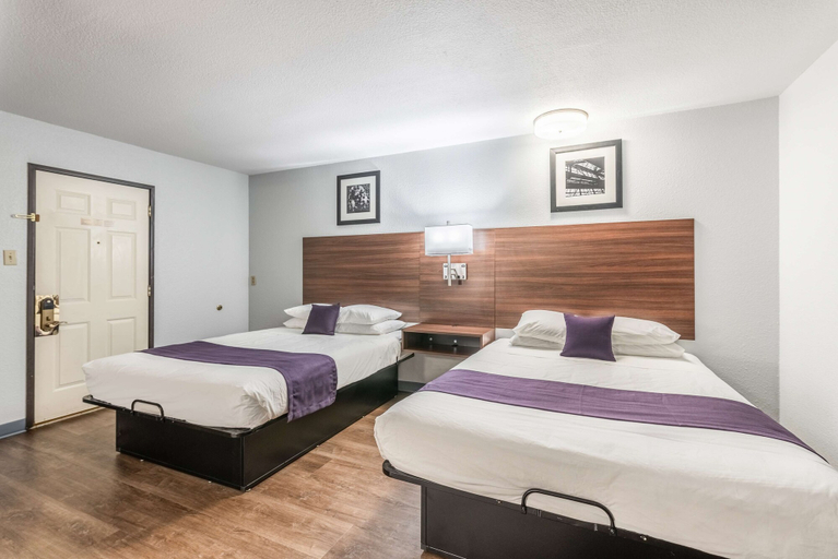 Bedroom 3, Americas Best Value Inn Searcy, White