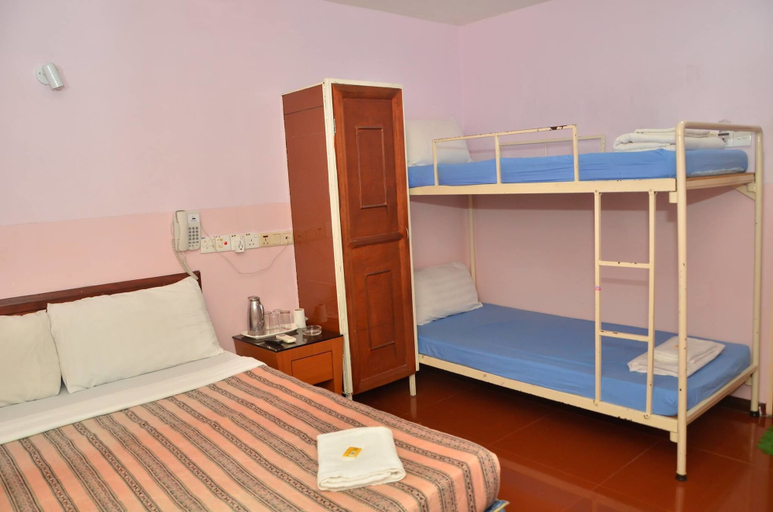 Bedroom 3, J & J Hotel, Kota Kinabalu
