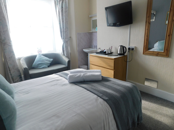 Bedroom 3, St Weonards Hotel, Torbay