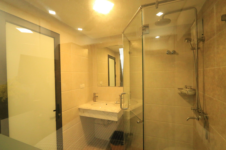 Bathroom 5, Tung Trang Hotel, Hoàn Kiếm