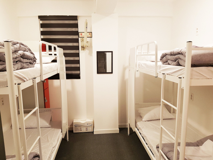 Bedroom 26