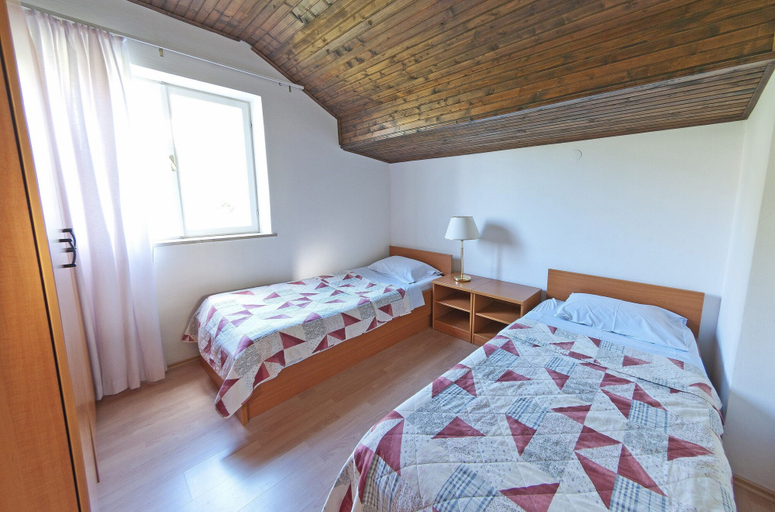 Bedroom 3, Vila Ivanino, Pojezerje