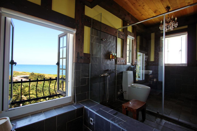 Bathroom 5, Stuart Villa, Hualien
