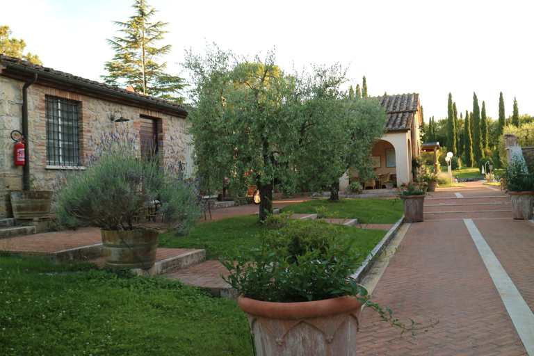 Exterior & Views 2, Agriturismo La Sovana, Siena