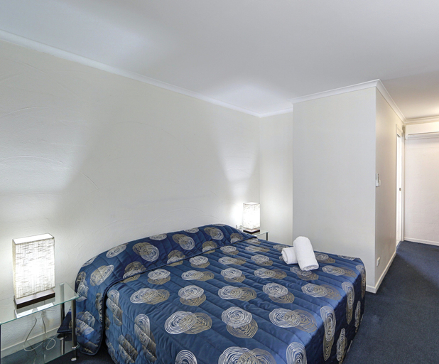 Bedroom 3, Alexandra Park Motor Inn, Bundaberg