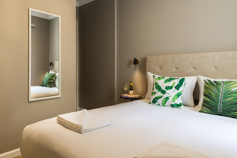 Bedroom 2, Blue Sea Marble