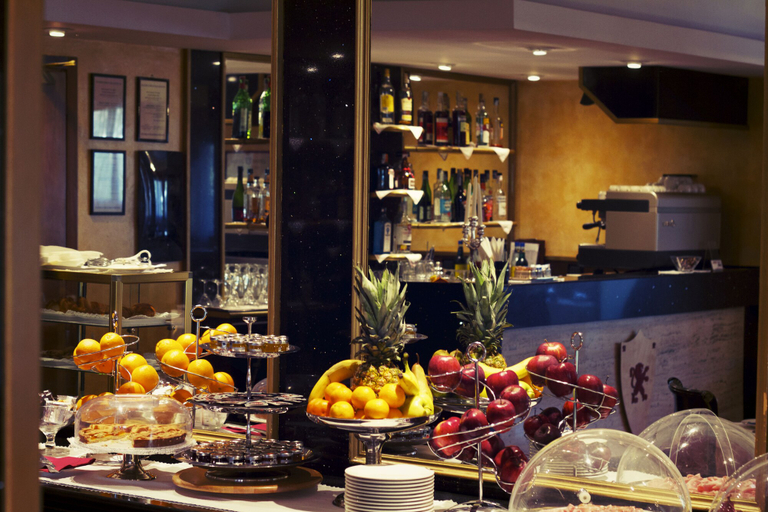 Food & Drinks 5, Hotel Motel Visconteo, Milano