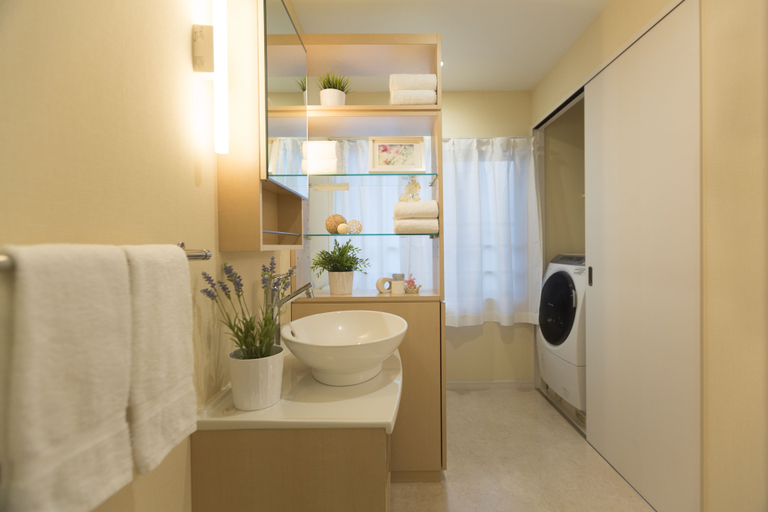 Bathroom 4, The Metropolitan, Fukuoka