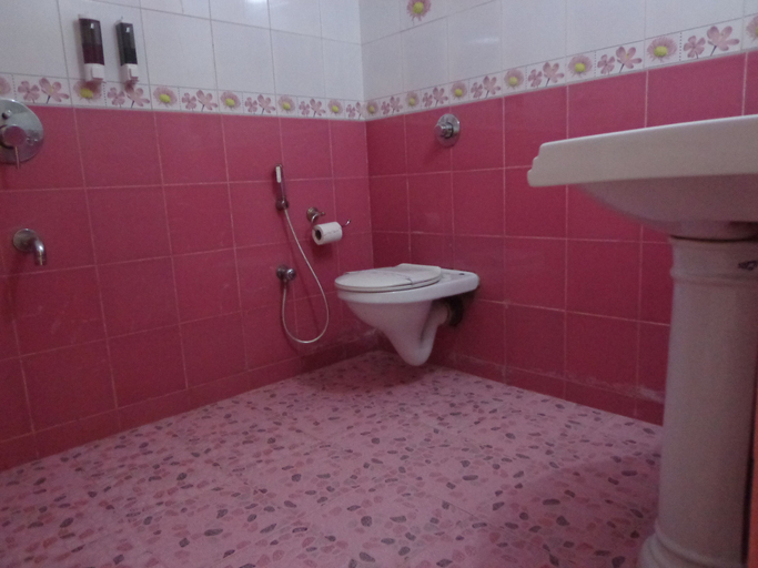 Bathroom 5, The Tubki Resort, South Goa