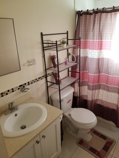 Bathroom 4, Richards Vacation Rental