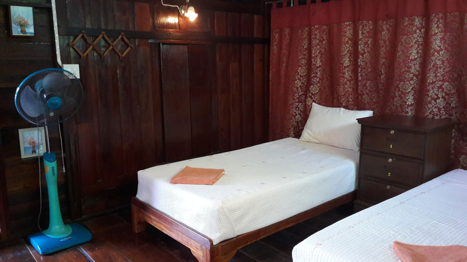 Bedroom 4, Baan Are Gong Riverside Homestay, Phra Nakhon Si Ayutthaya