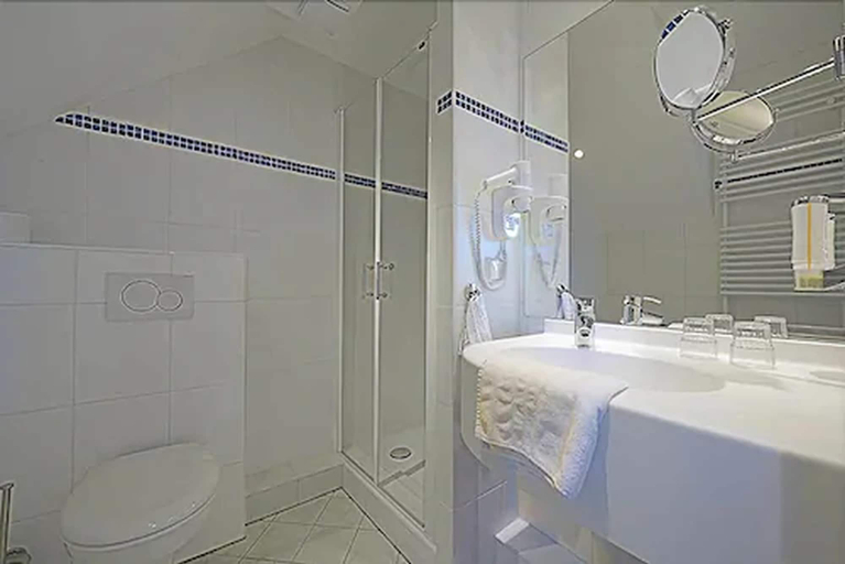 Bathroom 4, Baltic Hotel, Lübeck