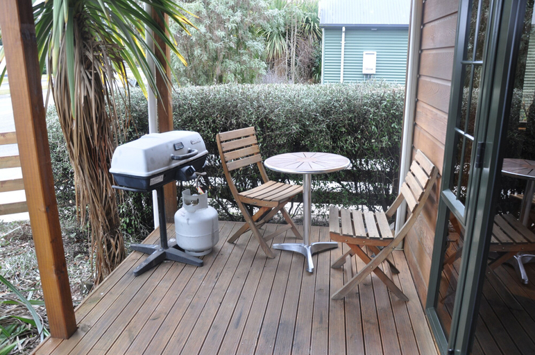 Others 5, Birchwood Cottages, Southland